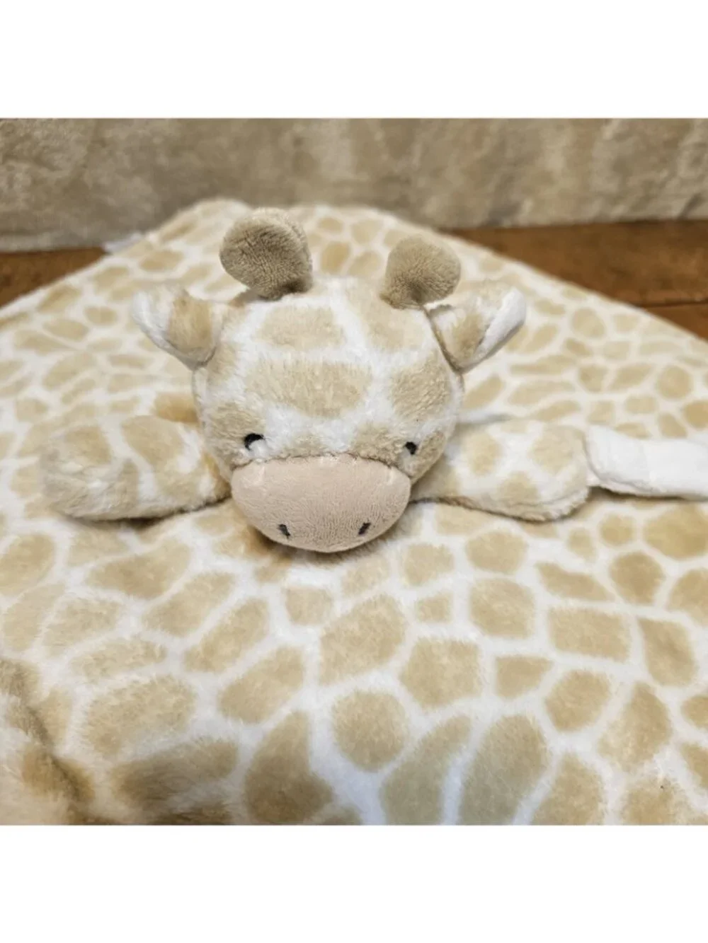 Carter's Plush Giraffe Baby Lovey Security Blanket Pacifier Holder 2020